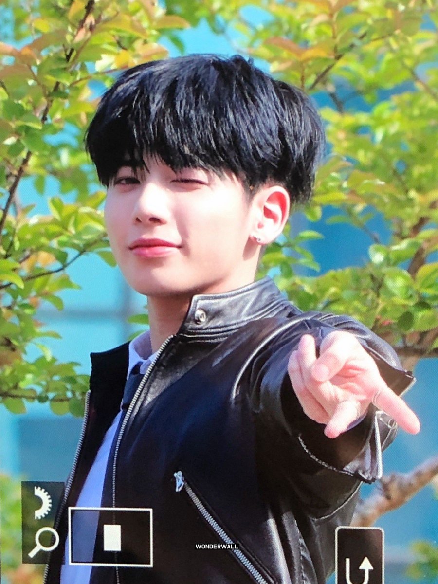 워띤..ㅜㅜㅜㅜㅜ
왤케강아지가틈?!??!