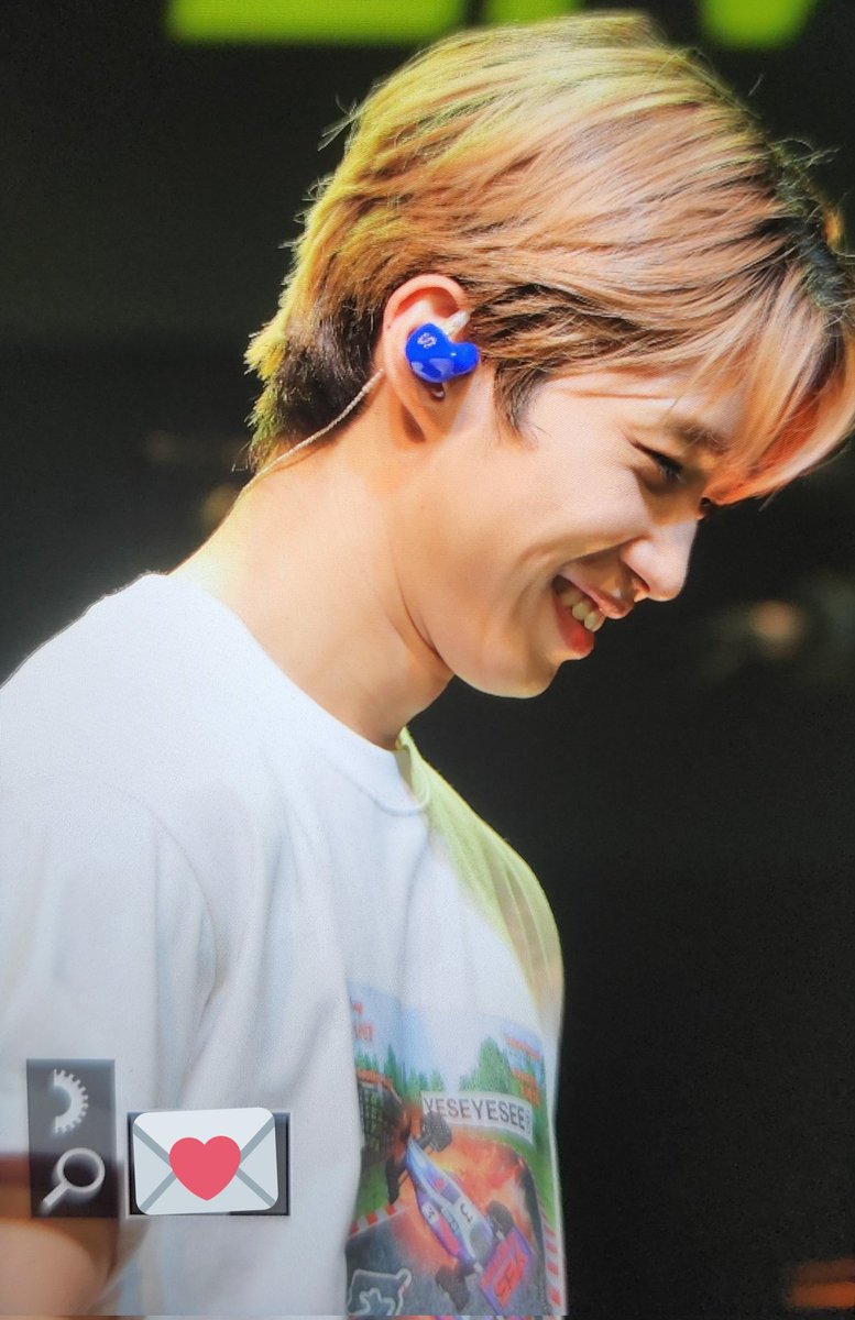 ds_960409's tweet photo. 220513 부산 우만합

우취돼서 부산옴💙ㅎㅎㅎ

#서동성 #seodongsung #엔플라잉  #NFlying https://t.co/uz36XZ7UNZ