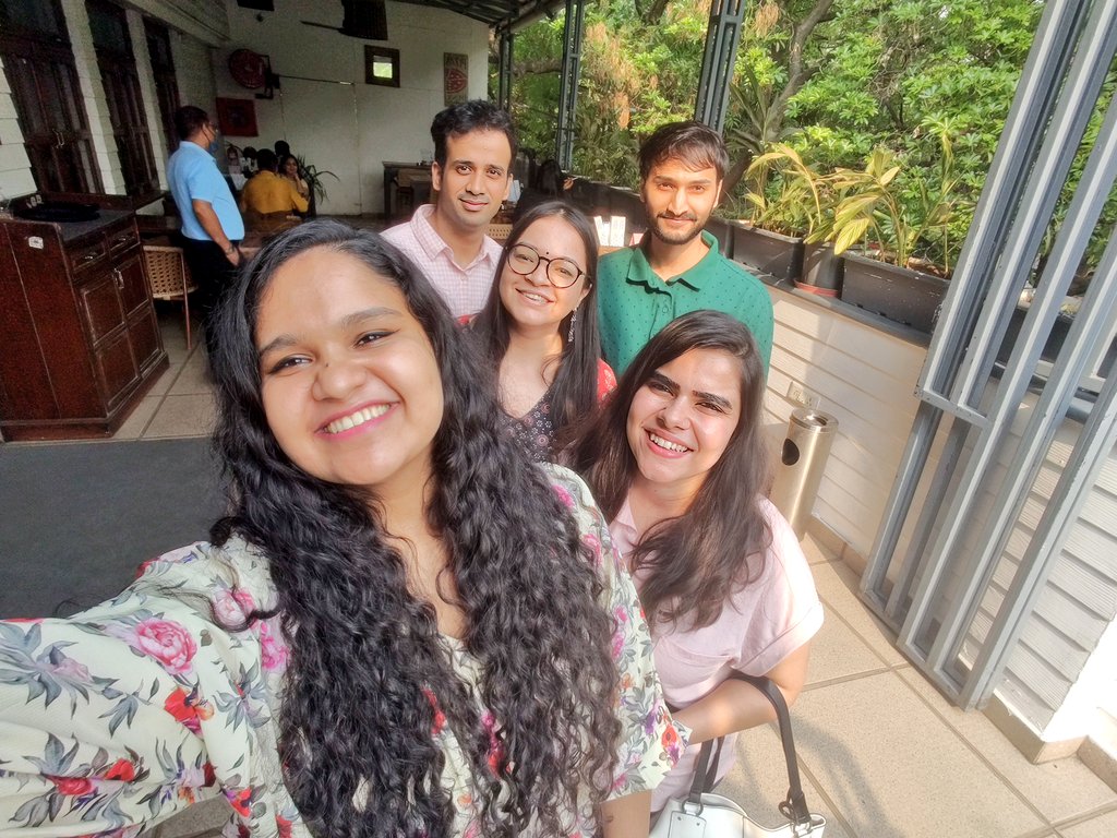 Srishti1397's tweet photo. @bhatiadisha08 @DheerTara @ankush__m @UdbhavTewari Because you missed sharing the picture in your thread... hello?:p https://t.co/b0CHErrsx6