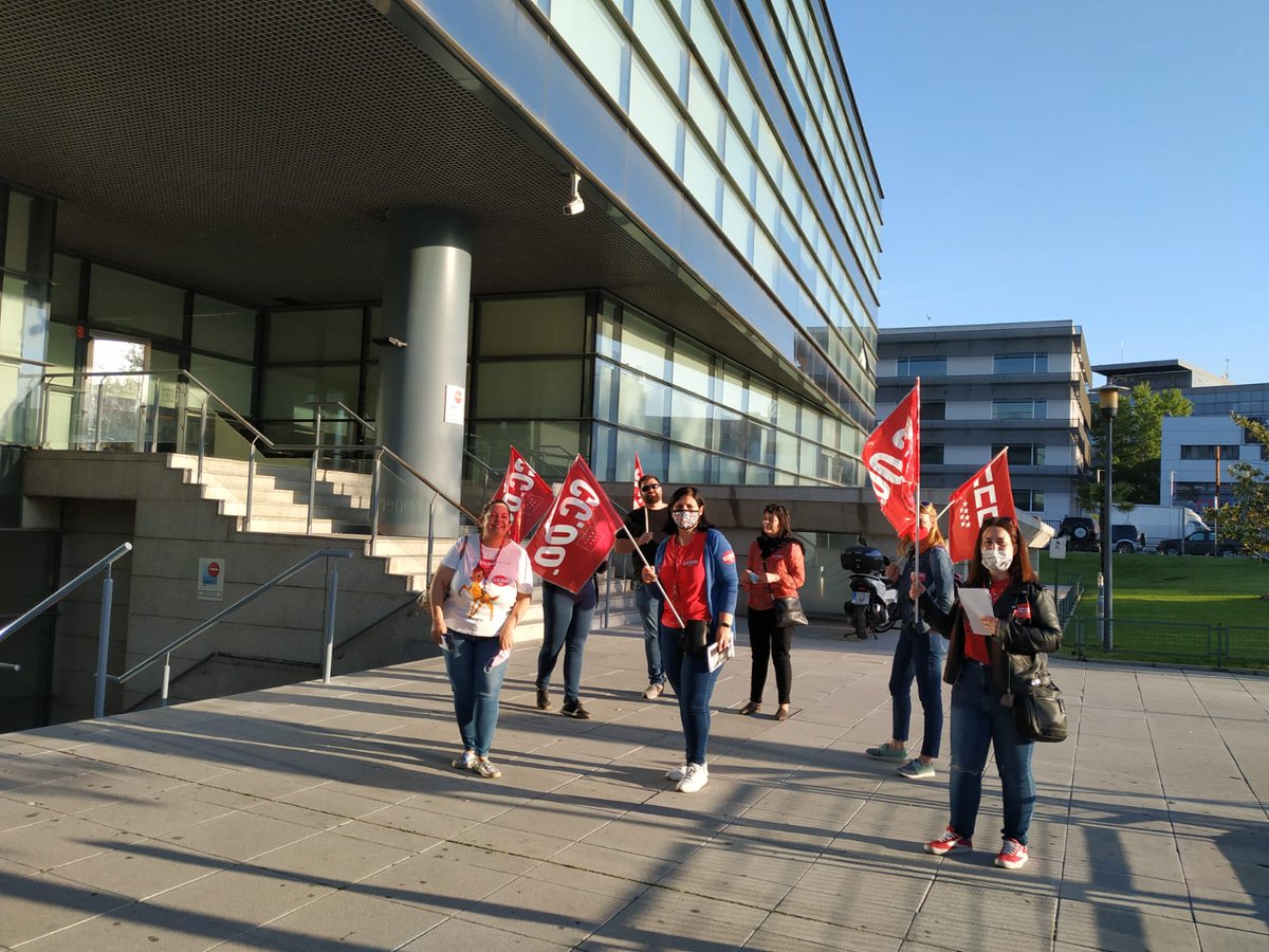 ccoo_konecta's tweet photo. Hoy #ColgamosLosCascos https://t.co/7N4Xs0FCUg