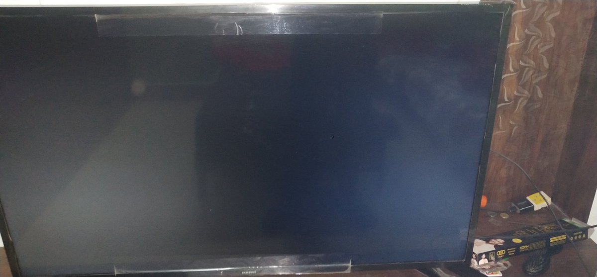 EdwardianSam's tweet photo. #fraudSamSung 
✨Buy SamSung LED Of 50K with 2 Yr Warranty and Used it mininum. After 2 Yr ur LED Pannel Dead.Then SamSung person Advice to buy 26K Pannel. WOW in Just 2 Yr. LED Cost up75K.😂😂 SamSung Technology makes Ur life Costly.
@Samsung
@SamsungIndia 
@CEOofSamsung https://t.co/hdSVJcqfij