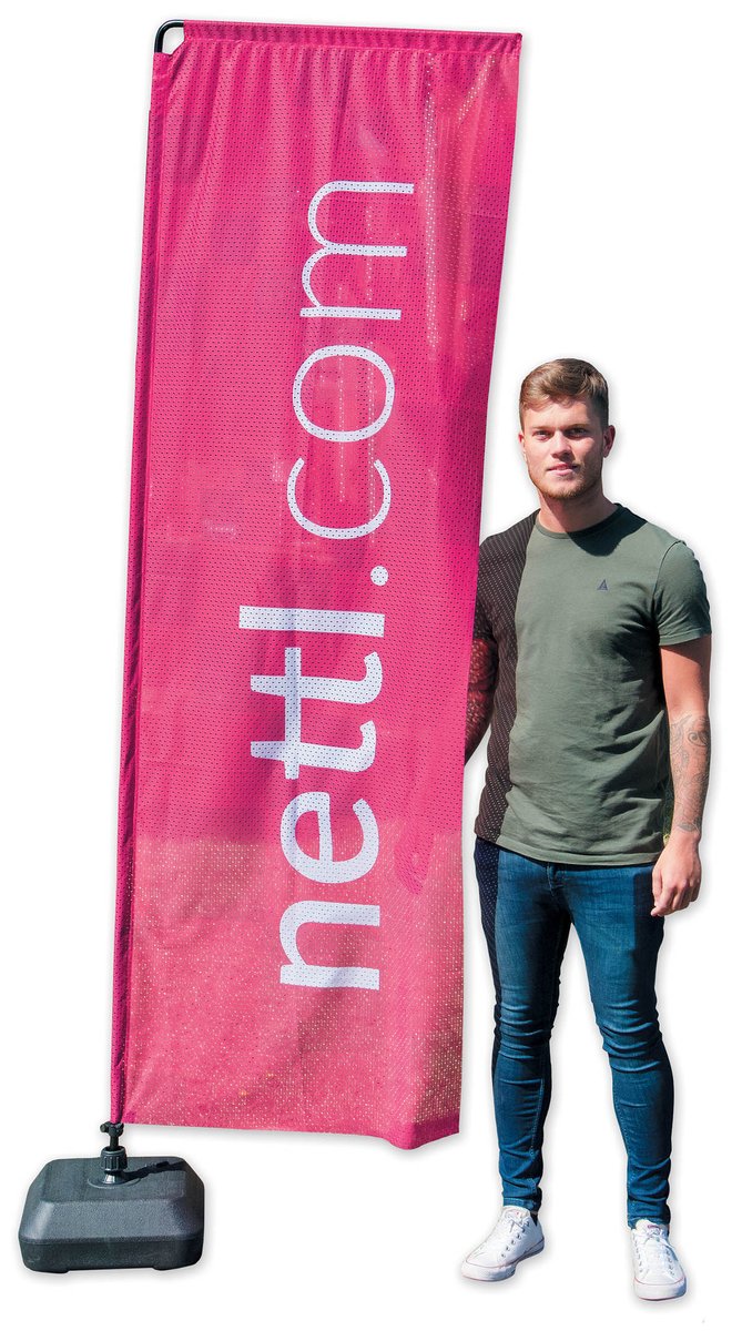 colouritinltd's tweet photo. Branded flags are a fantastic way to draw attention to your stand at an outdoor event. Choose from teardrop, apostrophe, quill, flutter and festival designs, with prices starting at £61.

#flags #branding #yorkshire #marketing #businessadvertising #businessbranding #outdoorevents https://t.co/BicjrUCfGw
