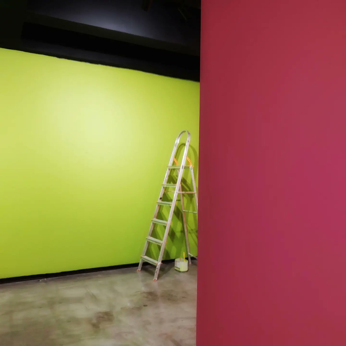 Backstage do Mobile Photo Festival 2022  Foto com celular, cores, sons, tecnologia, vídeo e design. <a href="/mobgraphia/">mObgraphia</a> <a href="/mis_sp/">Museu da Imagem e do Som</a> <a href="/SherwinWilliams/">Sherwin-Williams</a> <a href="/dikta/">Dikta</a> @hightkombucha <a href="/epsondobrasil/">Epson do Brasil</a>