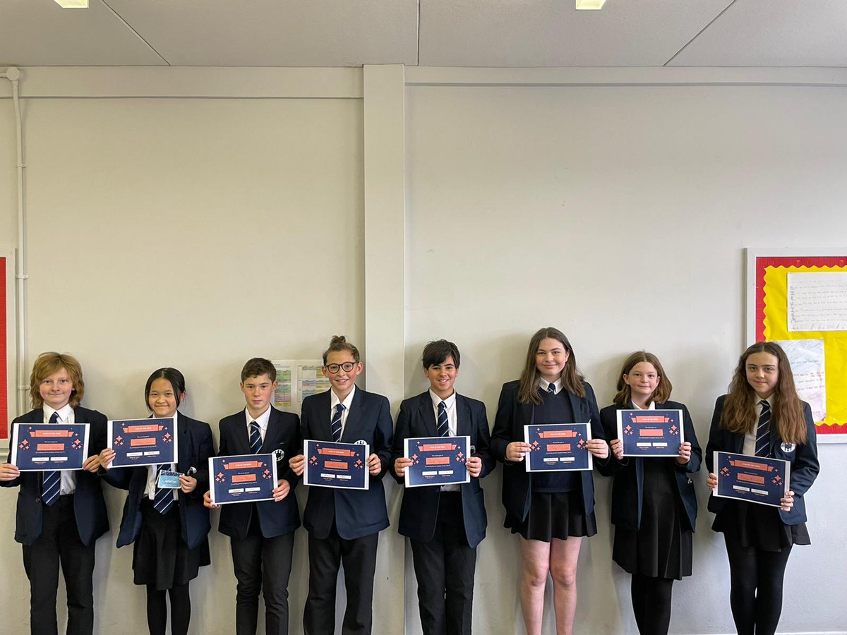 KA_Classof26's tweet photo. Rolling into the weekend and celebrating this amazing group of students 🌟🎉🌟🎉 well done to you all for being Stars of the Week! #KnutsfordAndProud https://t.co/L7pWzgAWwh
