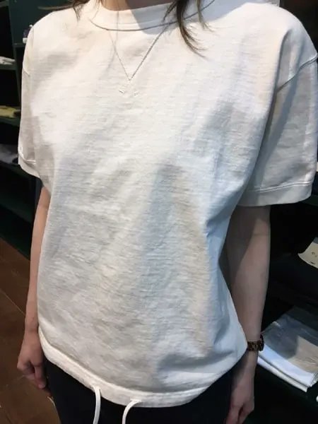 audreyselectsh1's tweet photo. 厚みのある素材だから透け感無しでトップス１枚でもＯＫ！パンツと同じ人気ブランドcaquですよ。
#帯広観光 #セレクトショップ #レディースファッション  #caqu https://t.co/LFXv0EzMvN