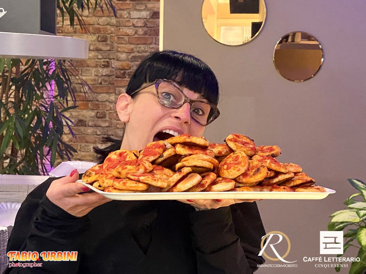 BarRoberto_PE's tweet photo. Gnam!!!
(le nostre pause pranzo sono così...)
Chiamaci, scrivici, passaci a trovare!
☎ 085.64466
📌 Siamo a Pescara, in via della Pineta 9 https://t.co/sngLYEkgNR