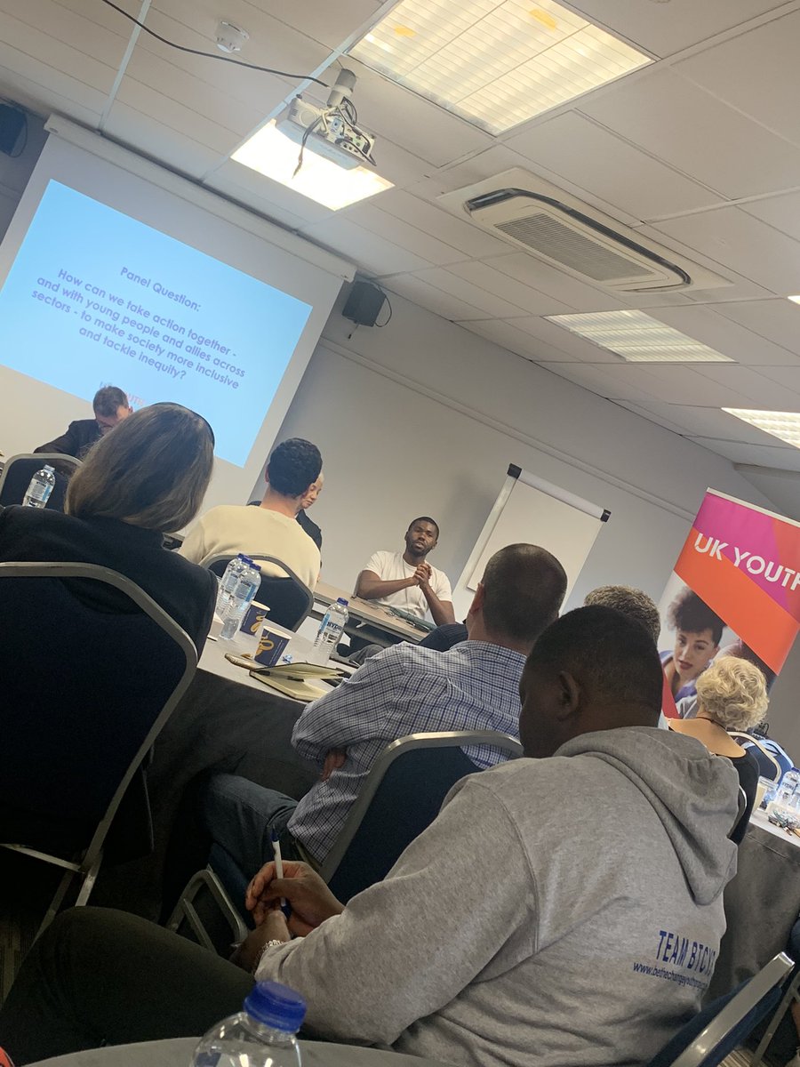 Great start to the day <a href="/UKYouth/">UK Youth</a> as my guy <a href="/MrLouisHowell/">Louis Howell</a> puts it on the line with truth “Be ready to be comfortable with being uncomfortable” #Leadership