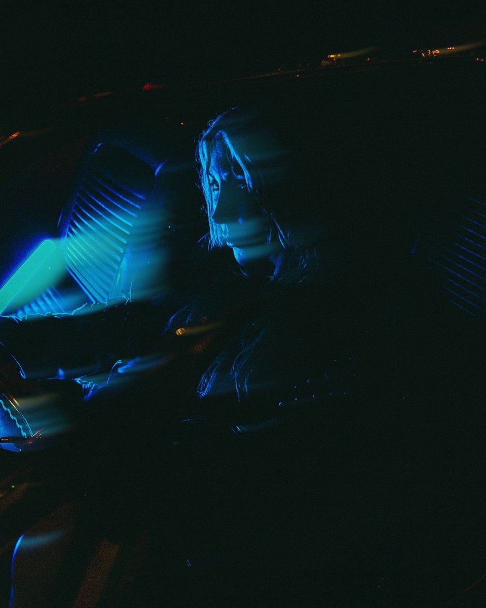 Hande Yener'in yeni teklisi bu "Aklımda" çok
yakında yayınlanacak! <a href="/handeyener/">Hande Yener</a> 

#Karnaval