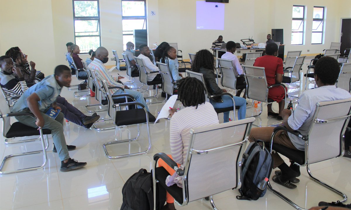 IPORMalawi's tweet photo. This phase is called Malawi public schools survey (MPSS) 3D. During this phase, teams are expected to visit 88 schools in 8 districts of #Malawi, namely; Blantyre, Phalombe, Balaka, Salima, Ntcheu, Lilongwe, Mchinji and Nkhatabay.
#winningteam
#starteam
#MESIP https://t.co/vfSAtevMdw