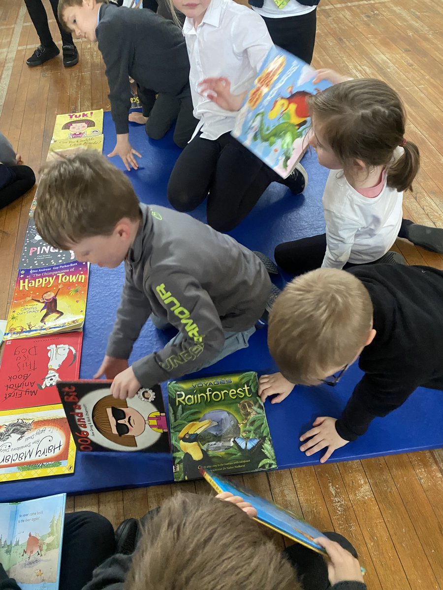 wlourladysps's tweet photo. Primary 1/2 enjoying learning and exploring area using non standard units of measurement. #wlnumeracy #playistheway https://t.co/uUWP1TJd13
