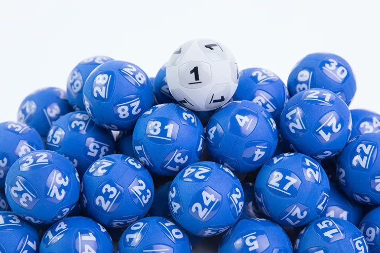 Powerball jumps to $80 million. https://t.co/5YqxyTkIIc https://t.co/NGjUINOY4c