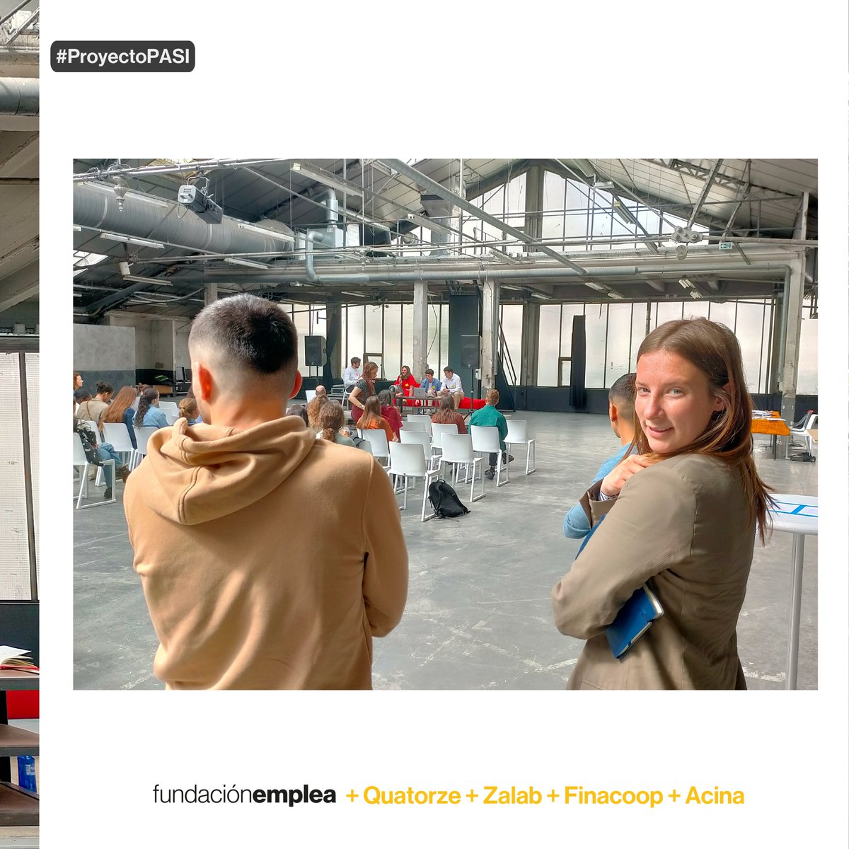 fundacionemplea's tweet photo. 🙌 ¡Exponiendo algunos de nuestros proyectos en París! Proyectos como ECO Pueblo y @vivid_rural o la Incubadora Nouvinalopó han sido expuestos en un evento con otras entidades europeas de innovación social.
#proyectoPASI #emplea #cooperacion #alianzas #paris #innovaciónsocial https://t.co/5ey5vUXH3o