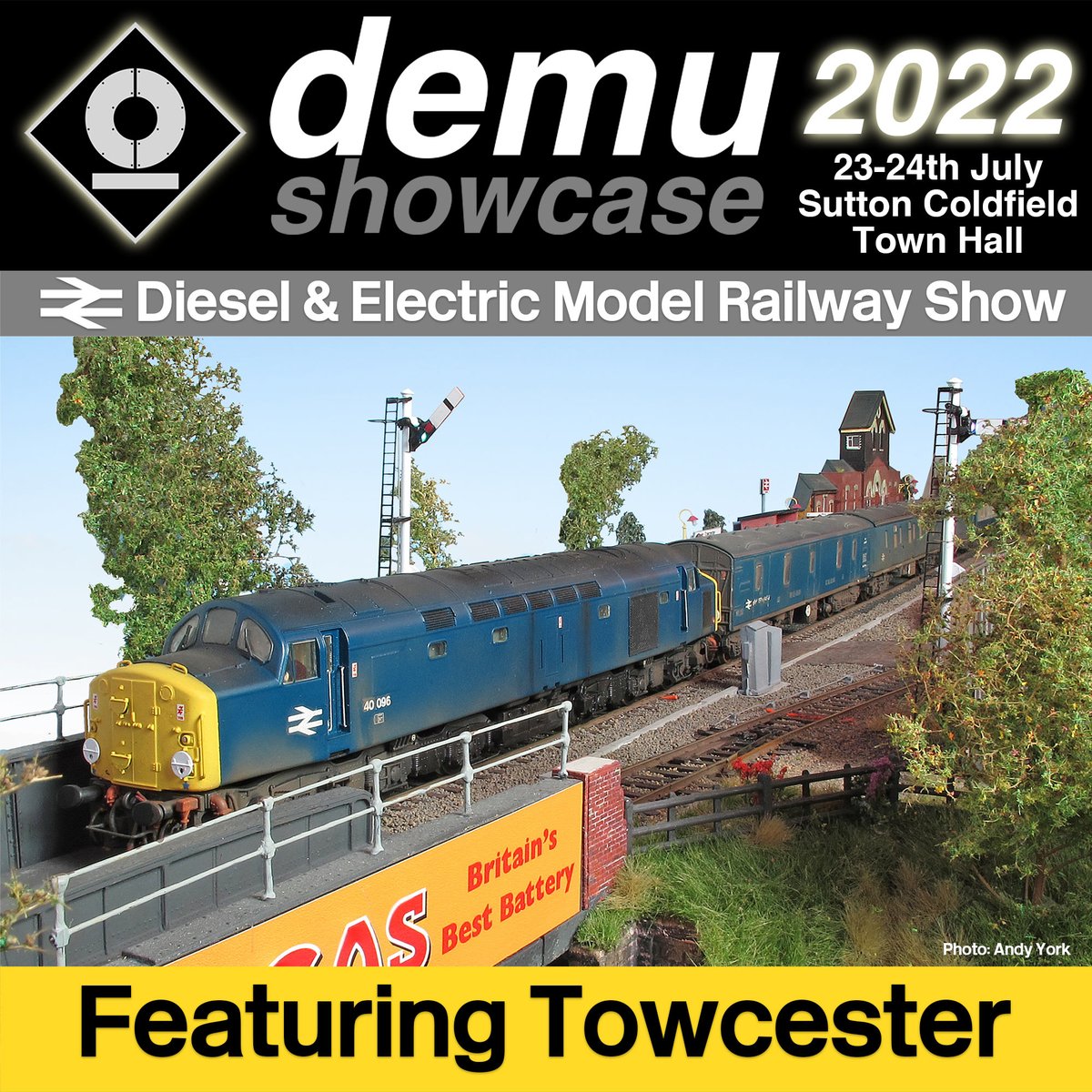We are gearing up for this years show in July! Come along to Sutton Coldfield and see the final outing of John Norton and George Woodcock's masterpiece 'Towcester' before it retires from the circuit. Set in the halcyon days of 1977 in BR 'banger blue'.