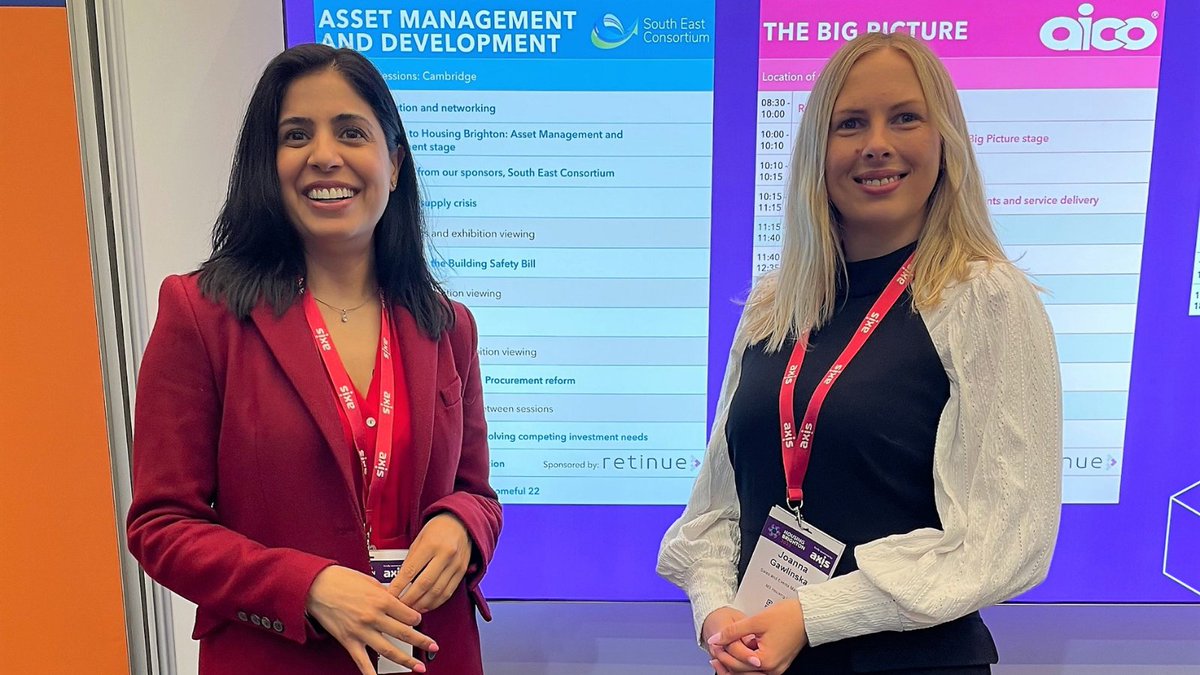 M3Housing's tweet photo. Happy Friday everyone! 

It's been another busy week at M3 - catching up at Housing Brighton &amp; prepping for a packed summer of events🤝

Take a look here to keep track of what's happening:
▶️https://t.co/Rd9Jwh7gbm

#socialhousing #ukhousing #housingsoftware https://t.co/785KvLVRdf
