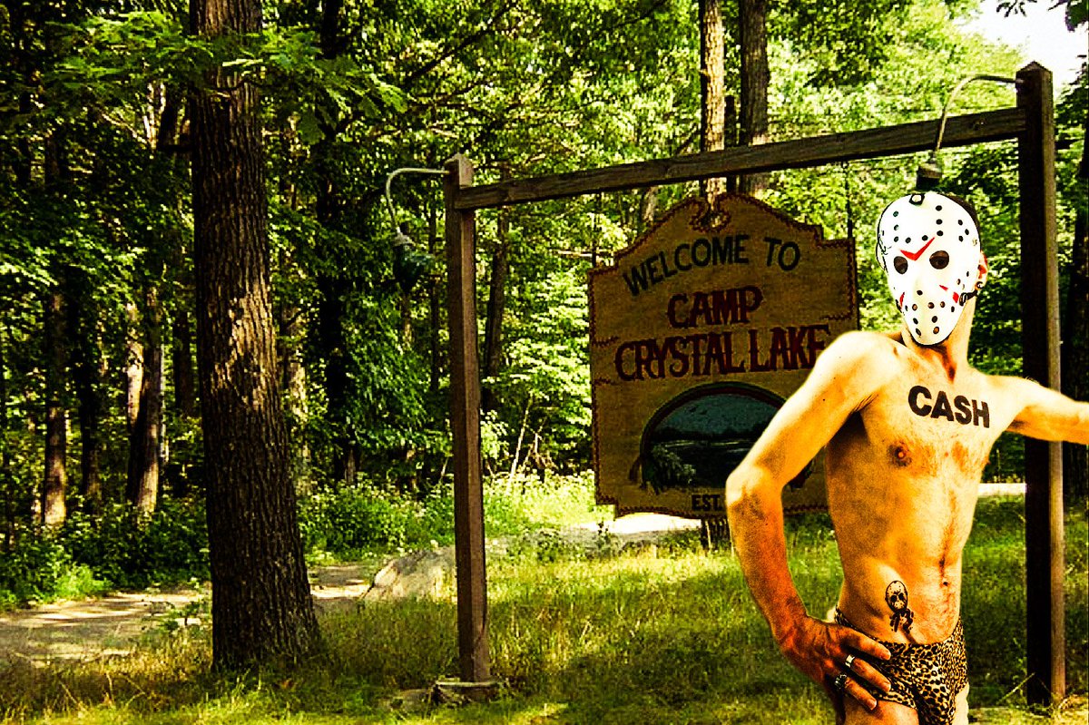 RockerInAWalker's tweet photo. Happy #FridayThe13th be good and you probably won't get killed. https://t.co/P77CUlBUsu