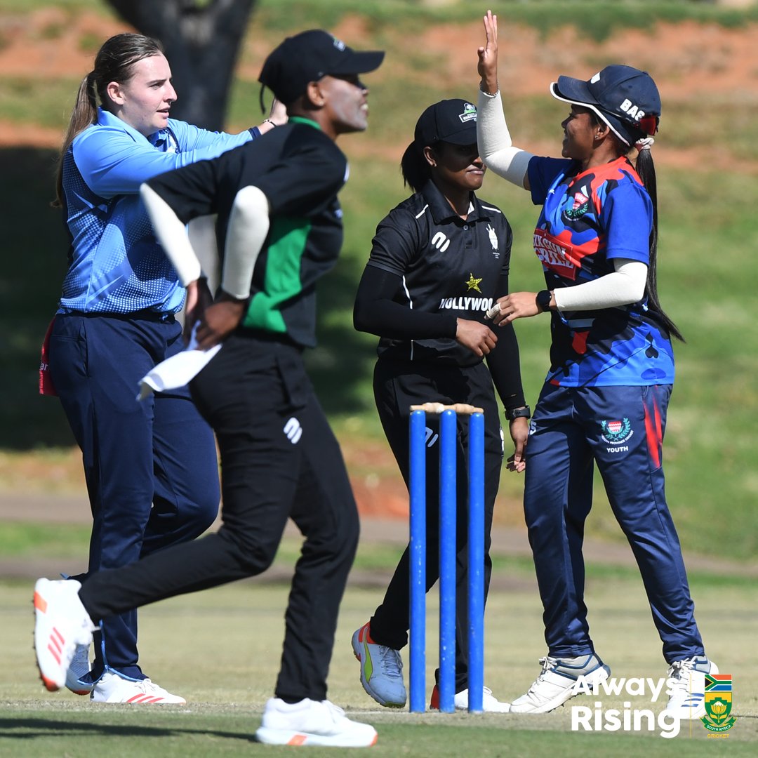 ProteasMenCSA's tweet photo. The SA Emerging Women and High-Performance players are putting in the hard yards at the National Training Camp 🏏

 #BePartOfTheForce #AlwaysRising https://t.co/fmcFr81tzp