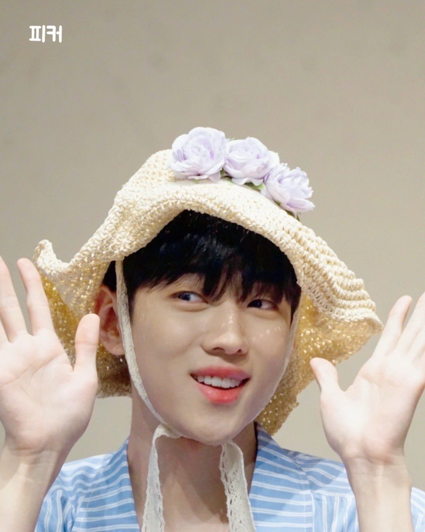 formyjaechan's tweet photo. 20220513 원더월 대면 팬싸 
귀여워ㅠㅠㅠㅠㅠ https://t.co/qaszN07dgf