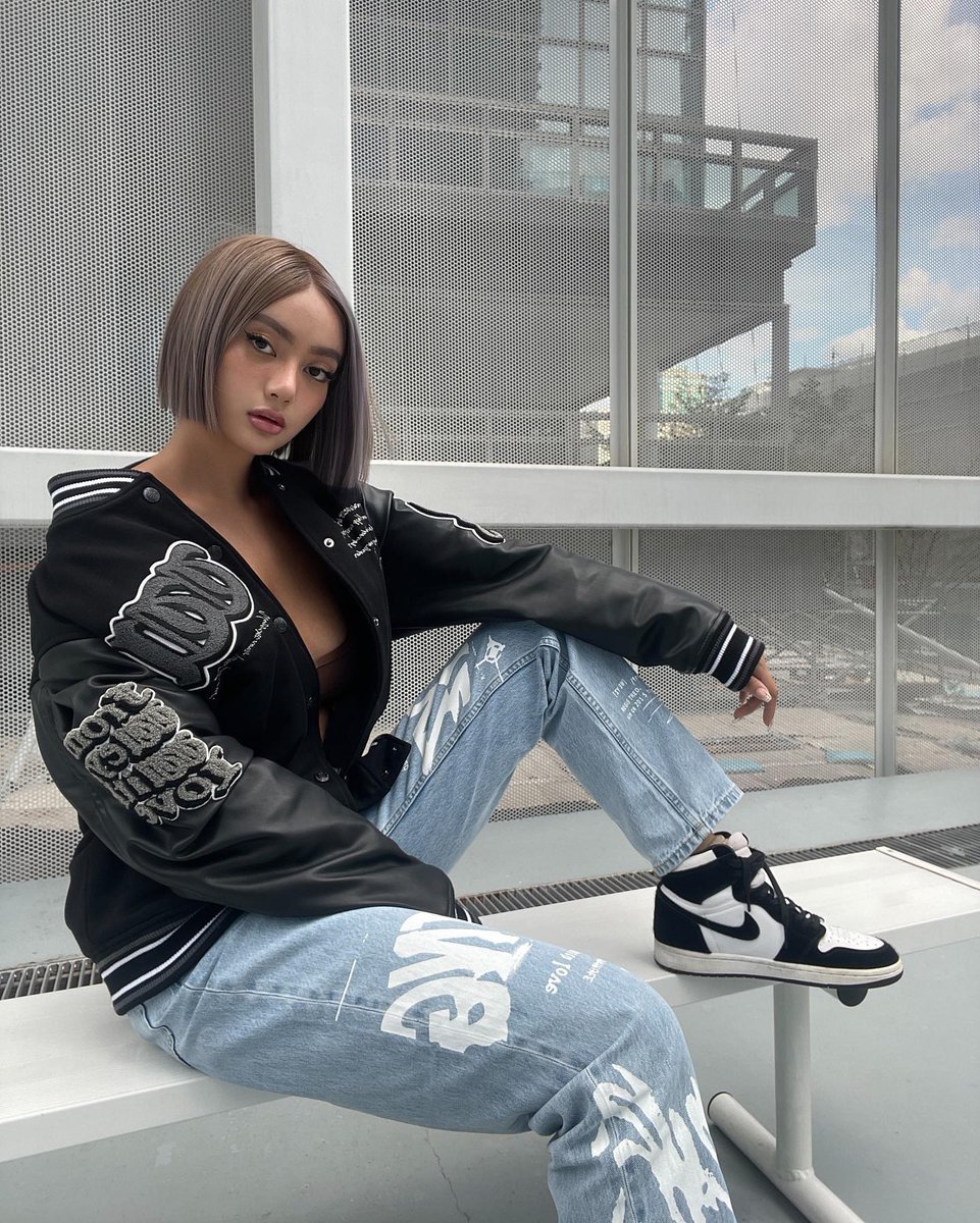 Sariah hart tweet media