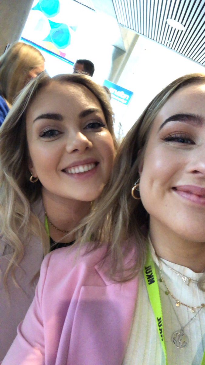 Jeg og Malin har debutert på NKUL med en sesjon om spill og film! Supergøy!!#doyougotMOXIE <a href="/NKULkonf/">NKUL</a>