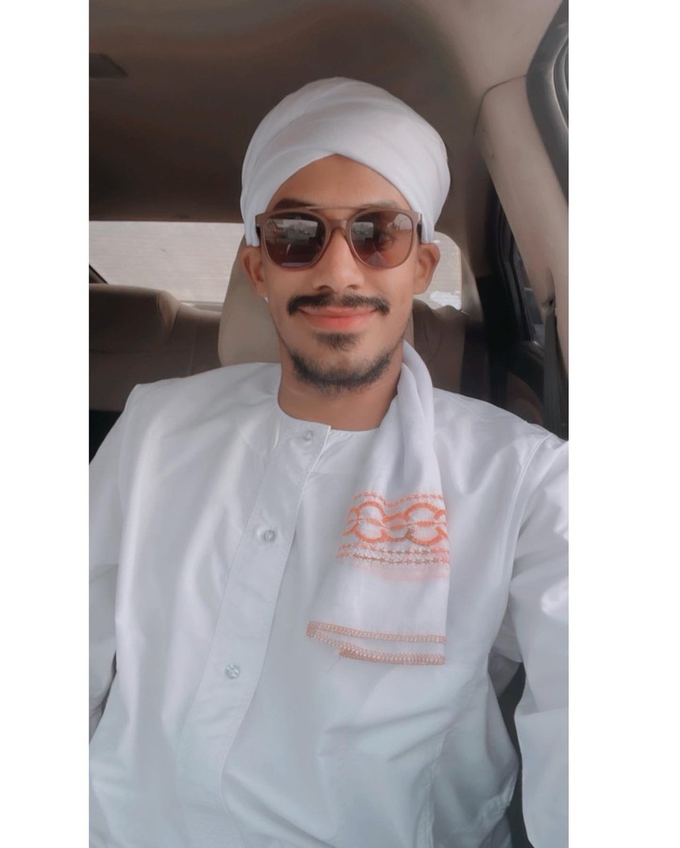 Amoory91m's tweet photo. صورة سريعه كدا #يوم_الجمعة 👳🏽‍♀️🤍👑 https://t.co/VUp7fte1lN