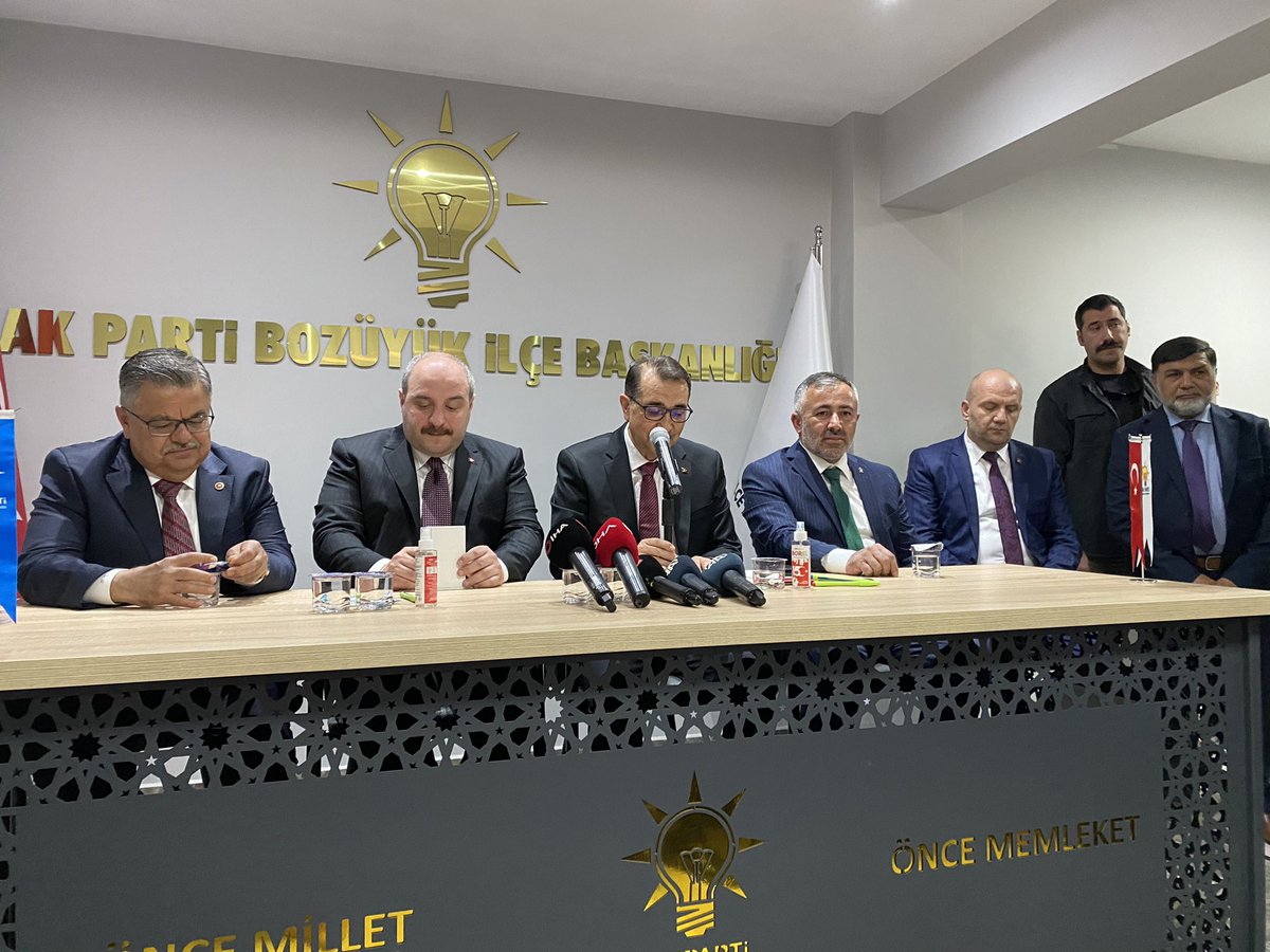 Pazaryeri ilçesi teşvik bölgesine alındı. Sayın cumhurbaşkanımız Recep Tayyip Erdoğan başta olmak üzere <a href="/varank/">Mustafa Varank</a> Bakanımıza <a href="/fatih_donmez/">Fatih Dönmez</a>  Bakanımıza <a href="/SelimYagci11/">Selim Yağcı🇹🇷</a> Milletvekilimize,<a href="/SYbilecik/">Serkan YILDIRIM</a>  il başkanıma <a href="/Dr_KemalKzlkaya/">Dr. Kemal KIZILKAYA</a> ya sonsuz şükranlarımı sunuyorum. Durmak yok yola devammm