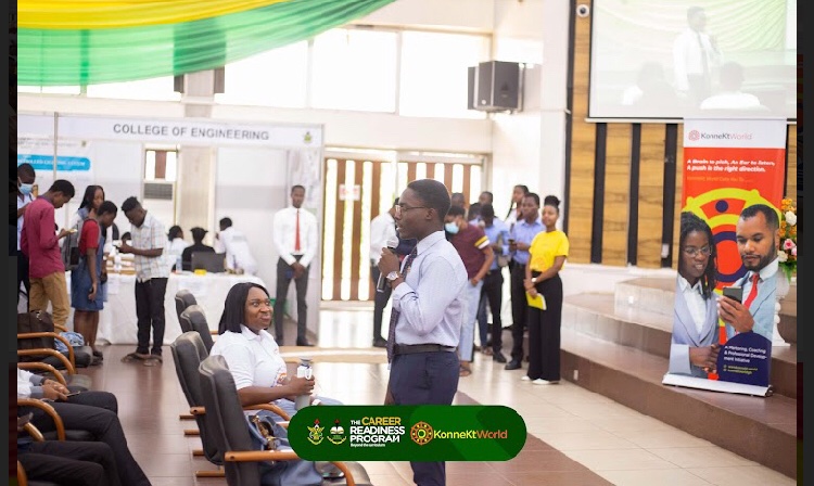 adusei_moses's tweet photo. Serving the people of Knust at Great Hall yesterday was an honor and an overwhelming experience.
It was a wonderful partnership with @konnektworldgh and the @knust_src Internship Directorate.β
#CareerReadinessProgram https://t.co/8mSTcb6M7v