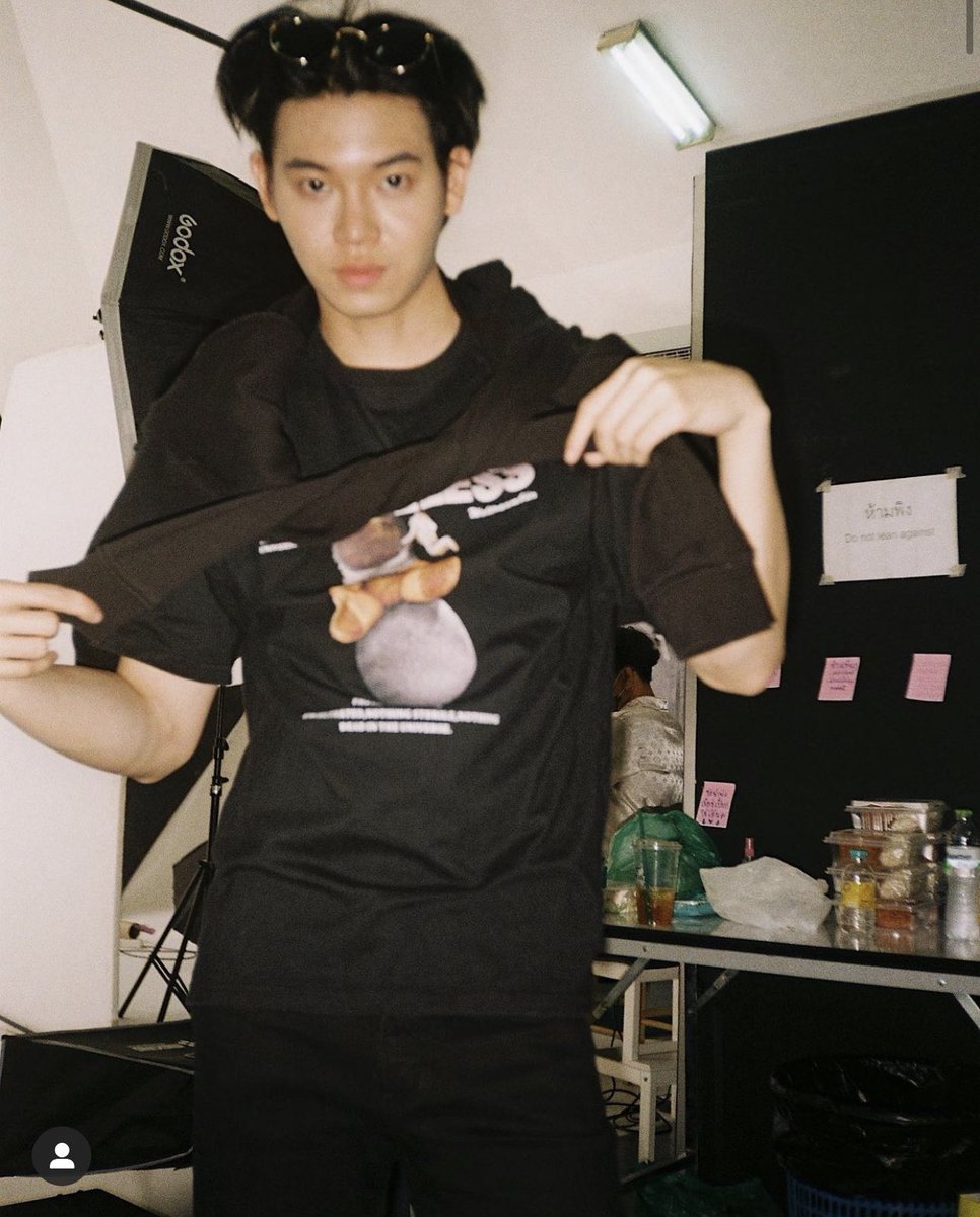 19teennine's tweet image. หยิ่นวอร์กับกล้องฟิล์ม เป็นอะไรที่เลอค่าสุดๆ💍💐 #yinyin_anw #warwanarat @warwanarat @yinyin_anw