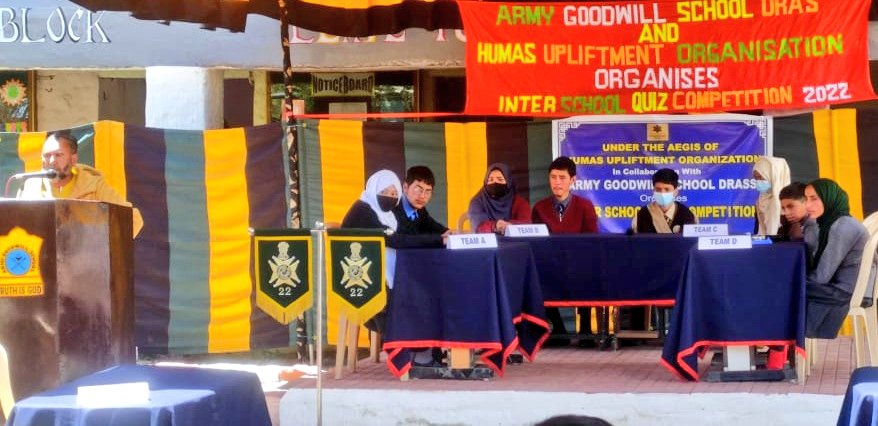 airnewskargil's tweet photo. Humas Upliftment Organization in collaboration with Army Goodwill School Drass, organized an
inter School Quiz Competition Program
13 schools of Zone Drass participated &amp; 1st prize was bagged by MPS Muradbagh Drass, 2nd &amp; 3rd prizes bagged by AGS Drass &amp; GMS Jasgund
@sahuajeet https://t.co/9yxk9j1Bga