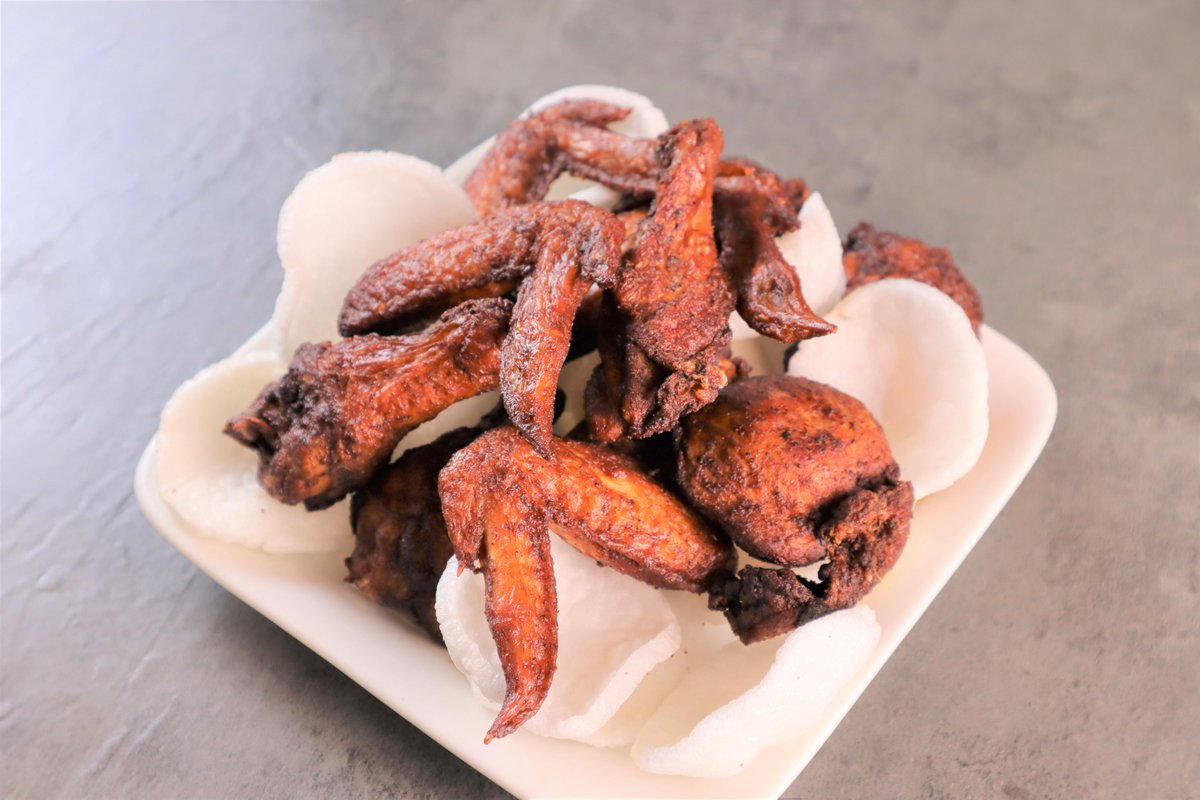 HomeFoodiePH's tweet photo. Nothing but excitement and happiness ang mararamdaman mo tuWING makakain mo ang #Madalicious dish na ito, ka-Home Foodie! #MagnoliaChicken #PambansangManok #MagnoliaChickenTimplados
Link to recipe: https://t.co/bWGHco561S
Follow us:
https://t.co/8jtjDEsjtO https://t.co/MMU4zJV1EK