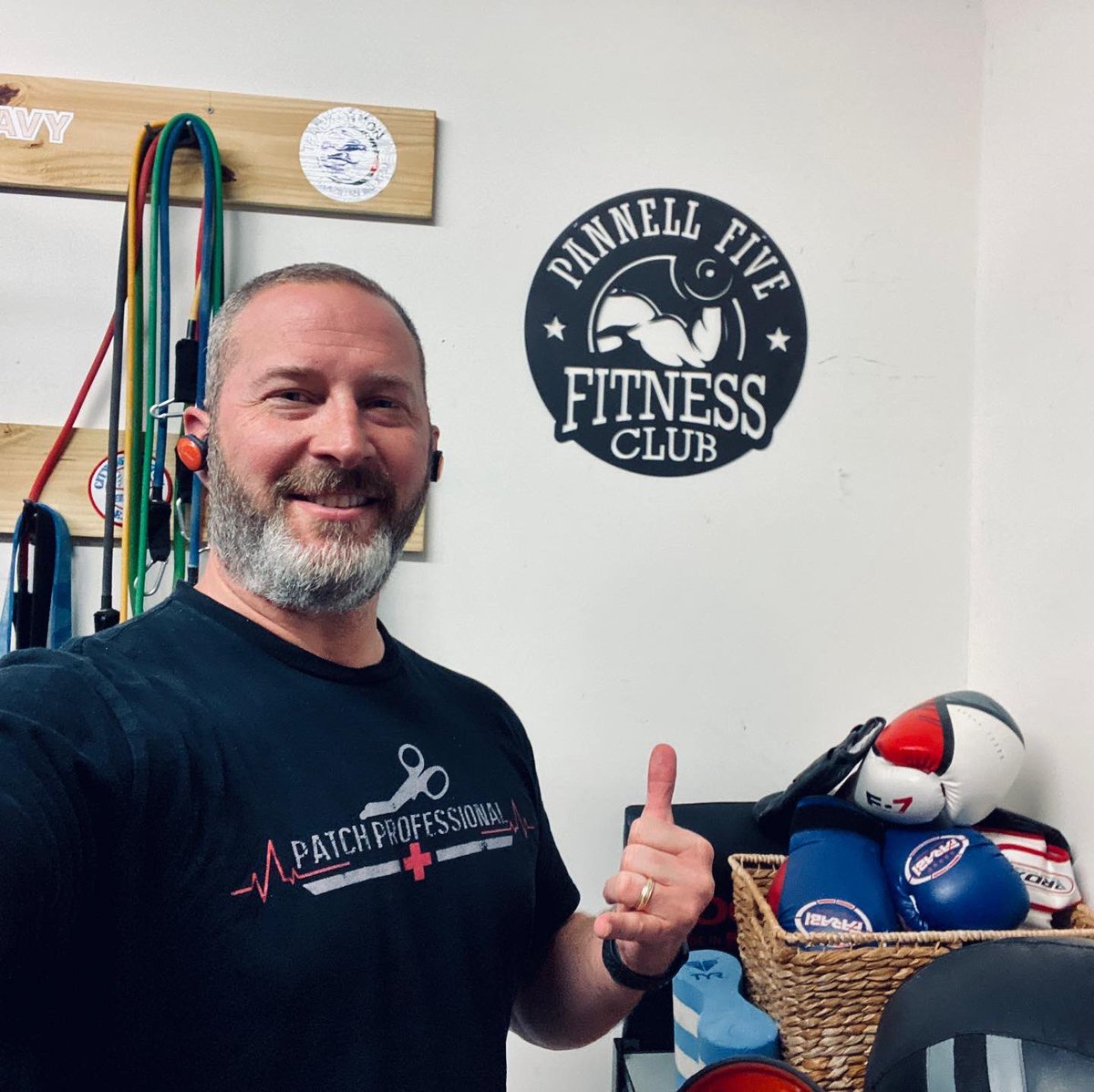 thekevinpannell's tweet image. Something light to keep the body and mind moving.

#garagegym #pannell5fitnessclub #peopleprocessprogress