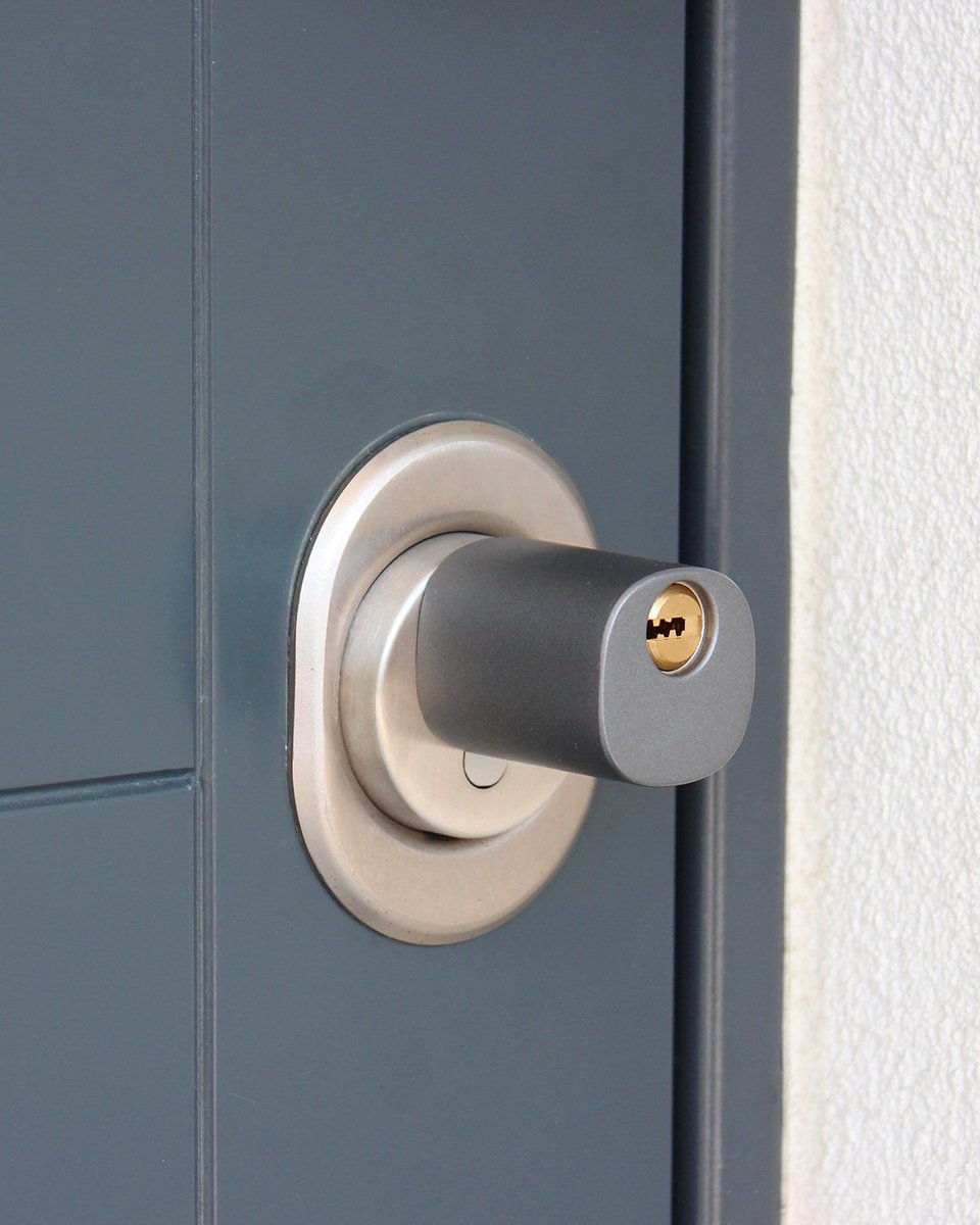 Ci siamo, è arrivata la nuova #serraturasmart 1Control DORY 🔑📲

Apri anche la #porta di casa dal tuo #smartphone o con la #chiave tradizione, scopri tutti i dettagli qui ⇢ 1control.eu/dory