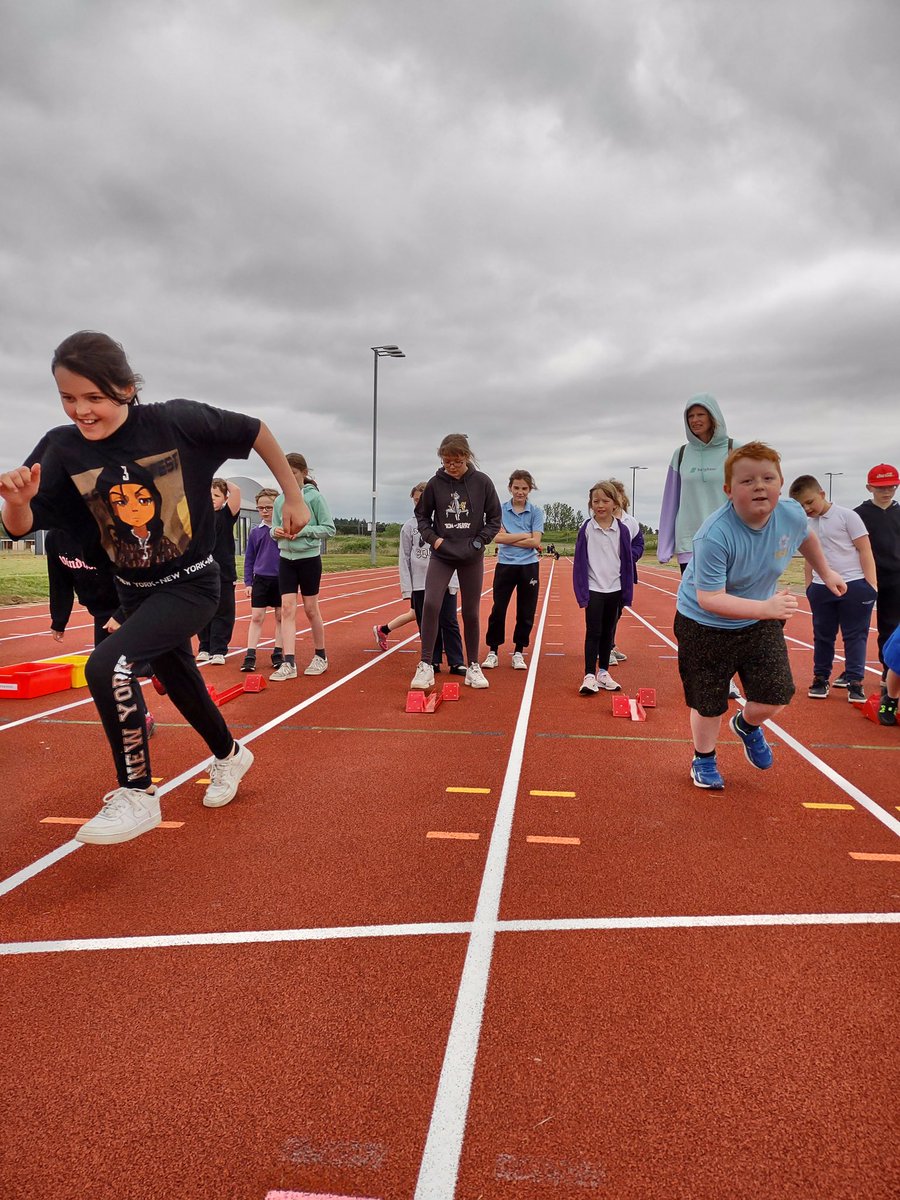 Robert Farnsworth tweet media