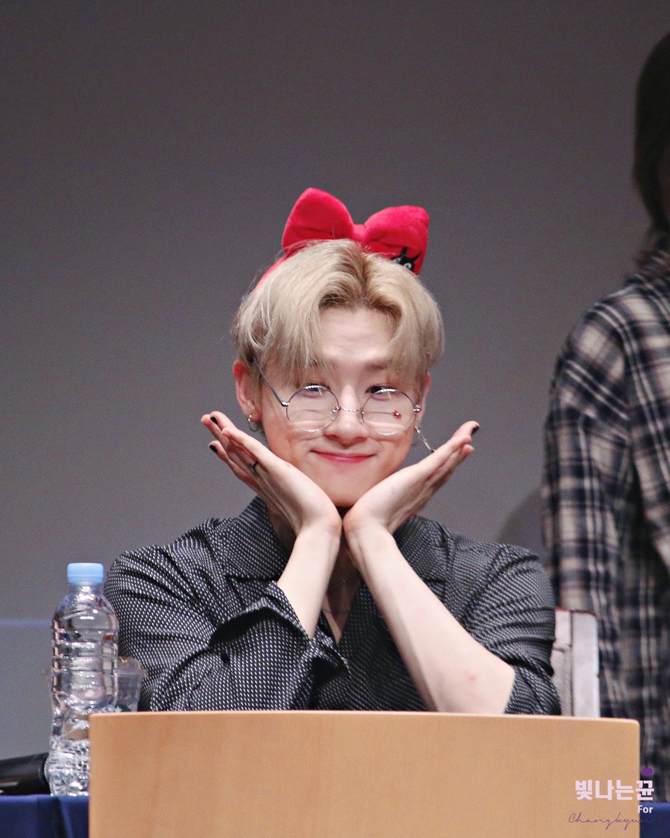빛나는뀬💜 tweet media