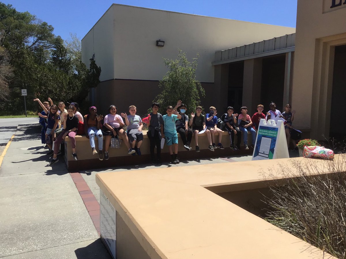 JenniferBerbert's tweet photo. All good things must come to an end.  Our off campus classroom and learning experiences were fabulous.  This trip is a definite “must do” again. 😉#ipseagles https://t.co/gl4T2t7Ti1