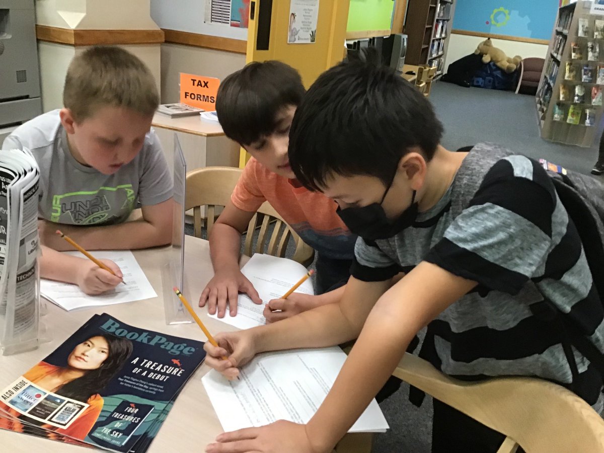 JenniferBerbert's tweet photo. We had a wonderful learning experience at the Inverness Public Library.  Thank you Aimee and all the beautiful people that work with you.  The kids had a blast! #ipseagles https://t.co/EC3hcFDDoc