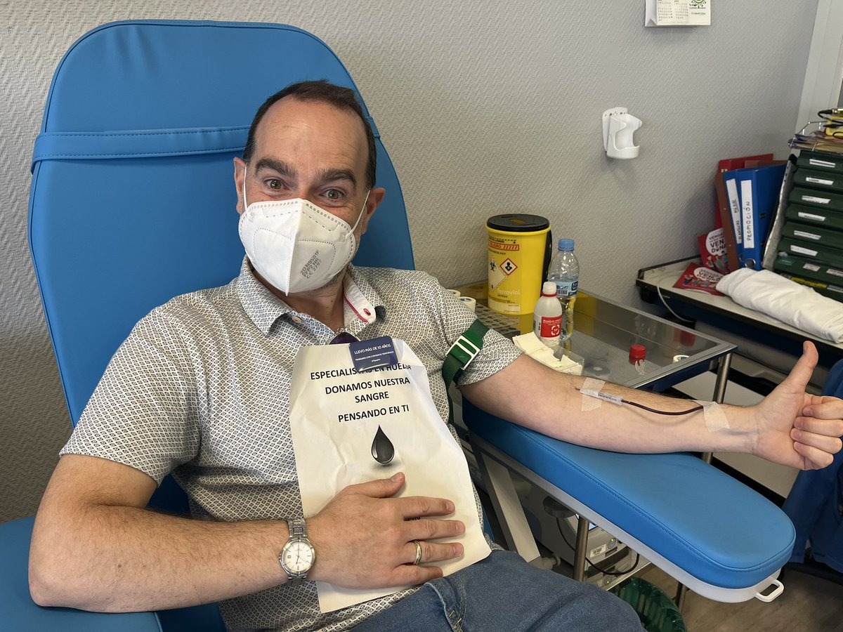 draerubio's tweet photo. Viernes 13!!! Los médicos no fijos de la comunidad de Madrid damos nuestra sangre para ayudar a quien lo necesite. #HuelgaFacultativosMadrid #BastaYadeTemporalidad @madrid_ope2021 @MUDmedicos @SomosUrgencias https://t.co/J5SZPpAiuM