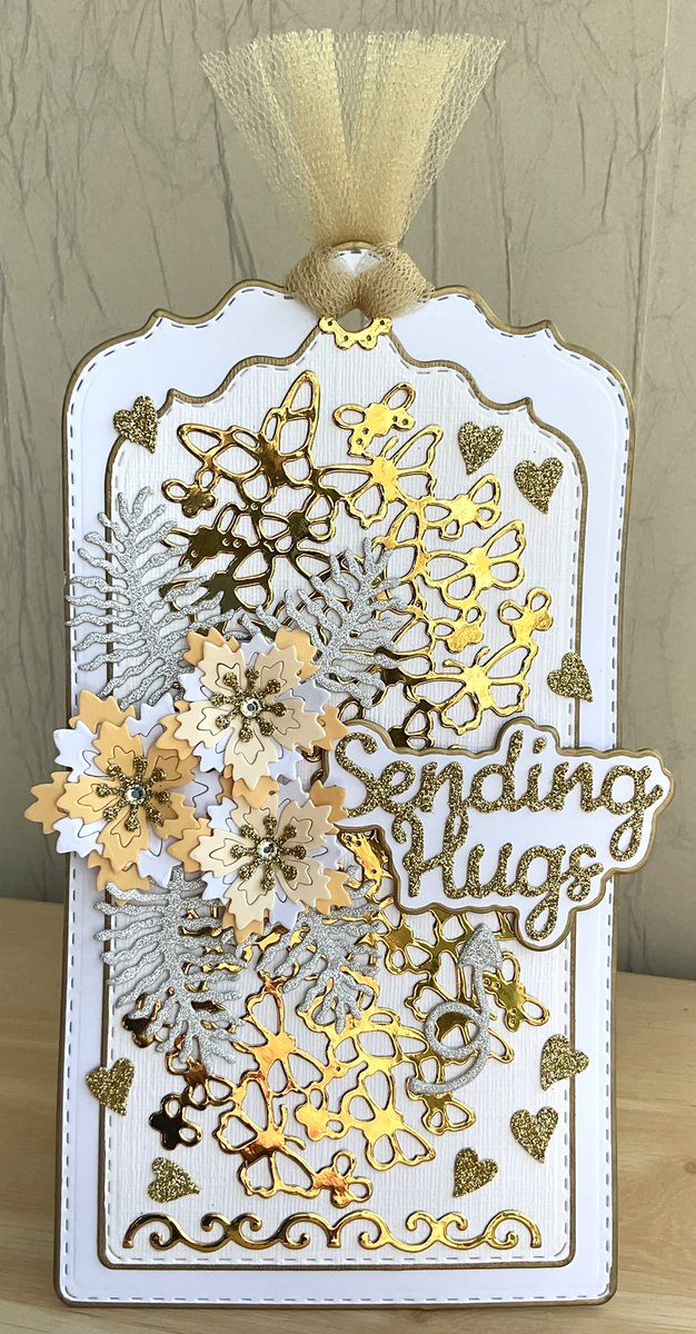 SueDix1's tweet photo. A few more sample cards made from my new #SweetDixie Background dies launching on Create &Craft today. #Crafting #Diecutting #Craft #Cardmaking https://t.co/O1ZlDVpWjK