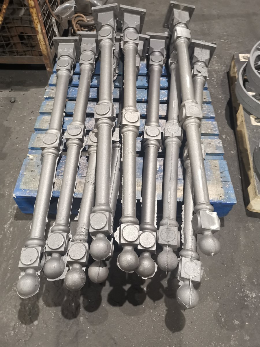 Boll_Ards's tweet photo. FOUNDRY FRIDAY: Posts for post and rail, bollards. 100% recycled cast iron from old car brake discs. #ASF #FoundryFriday #Recycling #Recycled #Posts #Bollards #PostAndRail https://t.co/7nvlOjmVL1