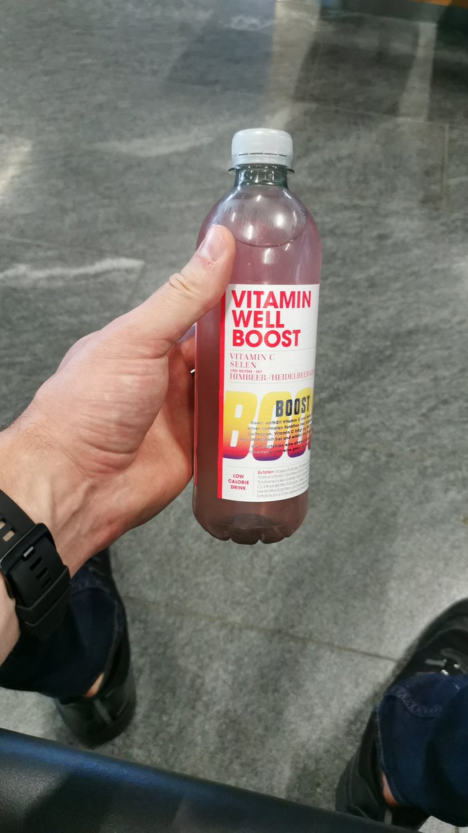 Kuwsi's tweet photo. With a friend of mine, we started hunting vitamin well like we were on Pokémon go 😂 https://t.co/iyQPXWPsoT