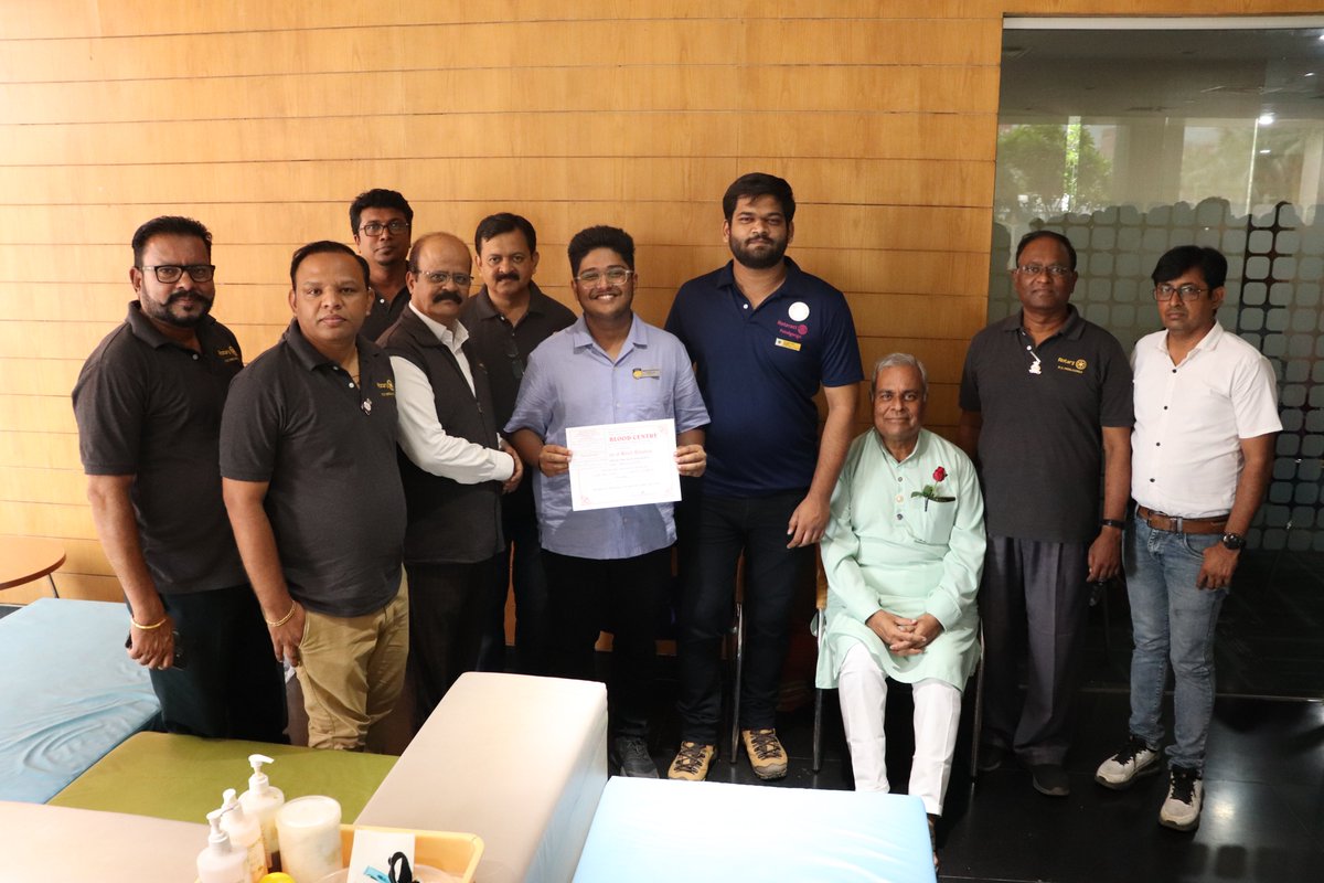 AmityUniMumbai's tweet photo. #AmityForSociety
Amity University, in collaboration with the Rotary and Rotaract Club, Patalganga, has recently organized a Blood Donation Drive, at the campus.
#AmiCommunity #blooddonationdrive #RotaryClub #HealthandWellbeing #societywellbeing #AmityUniversityMumbai https://t.co/CleQ5Xc95x