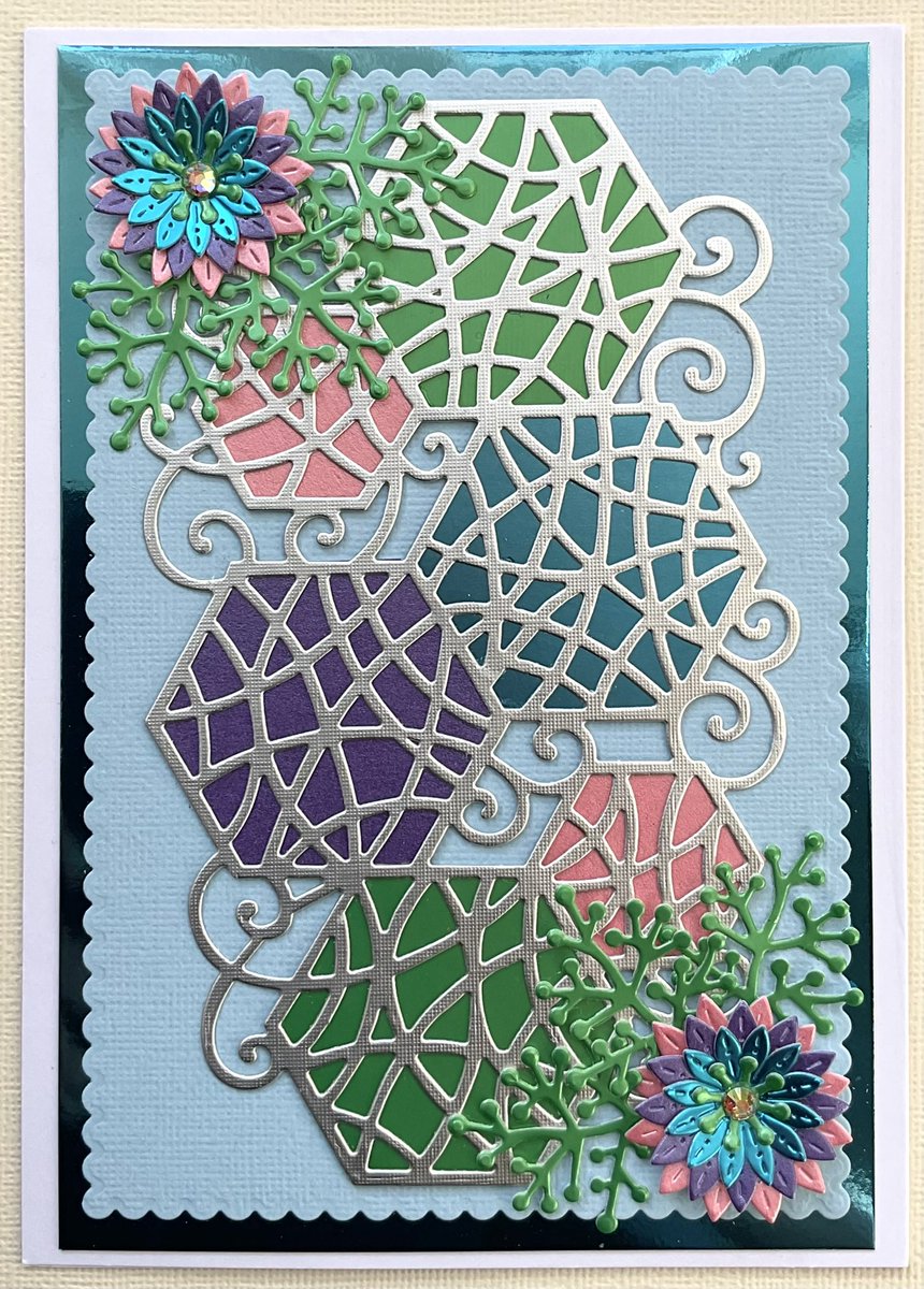 SueDix1's tweet photo. Some sample cards for my brand new #SweetDixie Background dies launching on Create & Craft today. #Crafting #diecutting #Craft https://t.co/vQvvwyBqNk