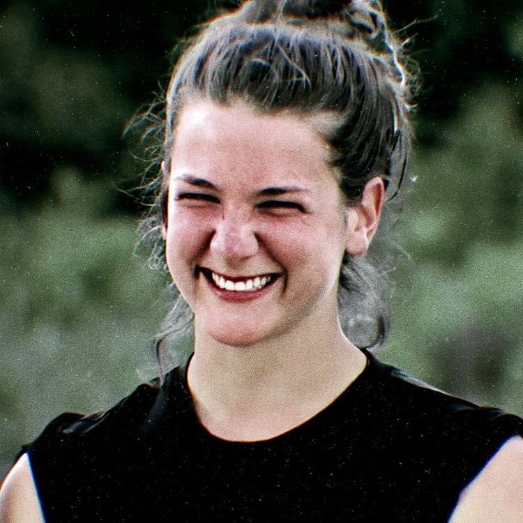 gelevera32's tweet photo. azmin mücadelen ve yeteneğin ile bizi kendine bağladın sana olan algıların da farkındayız unutma nisa arkanda kocaman bir ailen var gözün ve gönlün arkada kalmasın biz senin arkandayız o kupa senin için final gecesine getirtilecek
MücadeleninAdı NisaBölükbaşı https://t.co/zTcje1xz2Q
