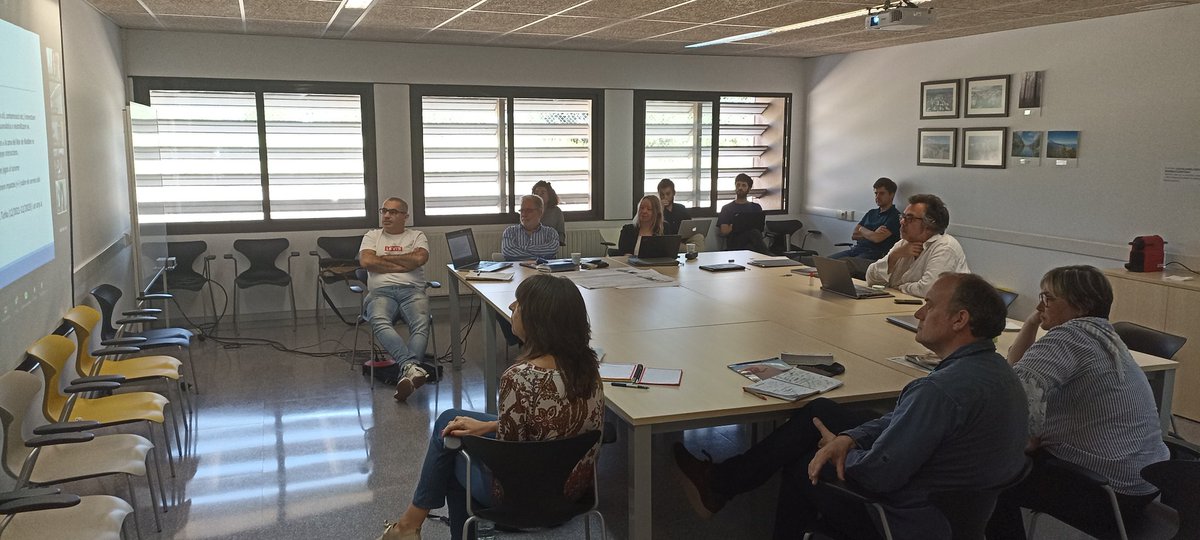 AaronGutierrezP's tweet photo. Avui reunió de seguiment projecte #ADAPTOUR Que bé tornar a dinàmica de reunir-nos en persona!! @Jules_C_Wilson @SalvadorAntonC @APRuss_tarraco @OSaladie1971 @fgonzalezre @SunsiHuertas @xavidelclos @wilbert_dh @benizar81 @albafontbarnet @AnaPastor91 @AlbaVianaL @isabelpaulino82 https://t.co/0nO8UKebIe