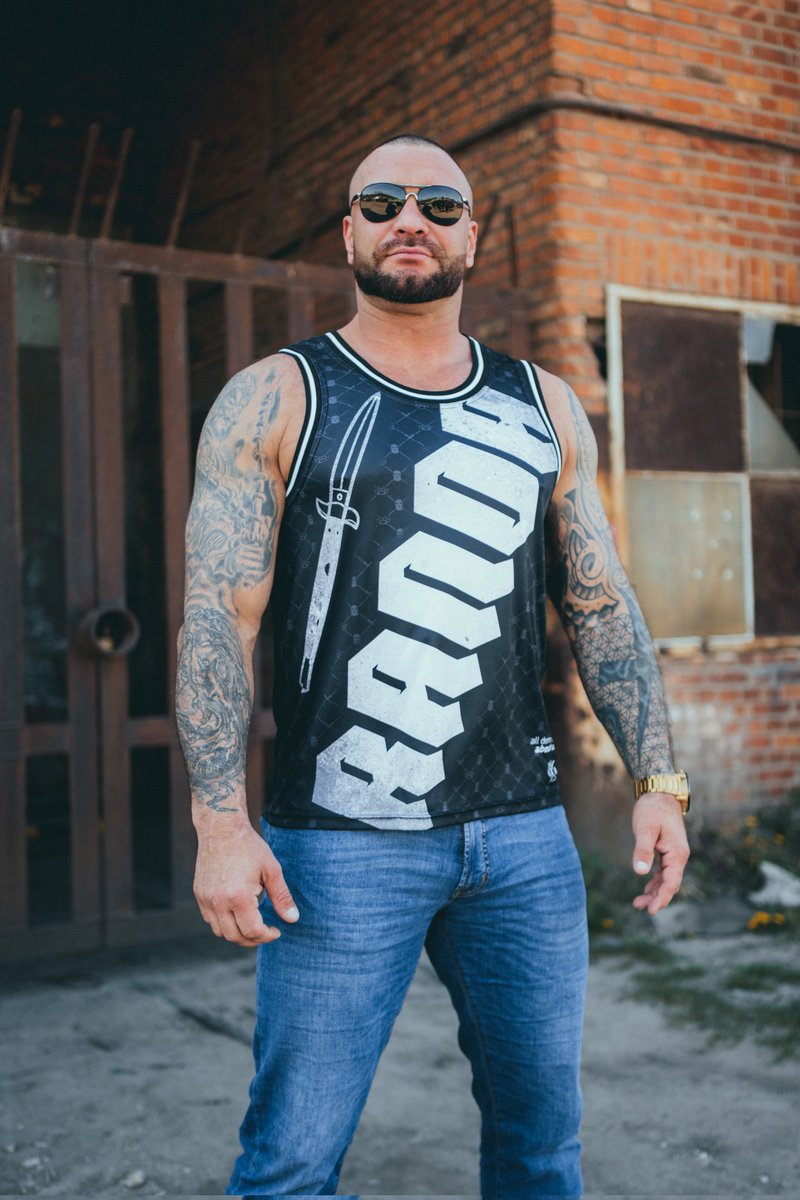 BestiarioShop's tweet photo. Ya tenemos en nuestros percheros lo nuevo de @randaoffensive
Pásate por Vallekas o fichatelo en https://t.co/Ap4TJYfSyi
#randaoffensive #vallekas #bestiarioshop #randa #vk #vendedoresdeodio https://t.co/JDA4M4JvDe