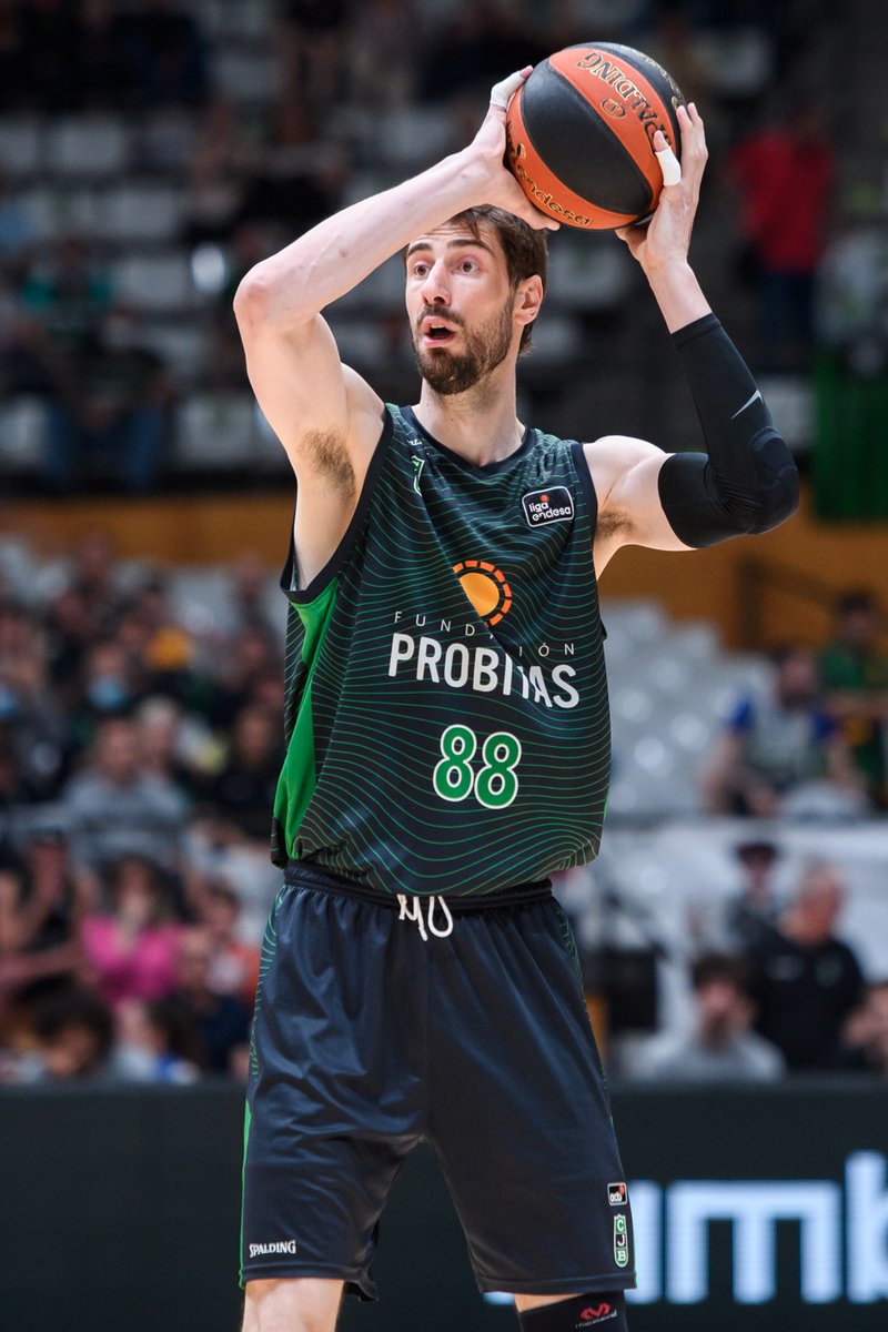 Penya1930's tweet photo. #MVPMovistar Ante Tomic

🔁 1 RT = 1 vot

#BadalonaÉsFutur https://t.co/0RW80YVH9h