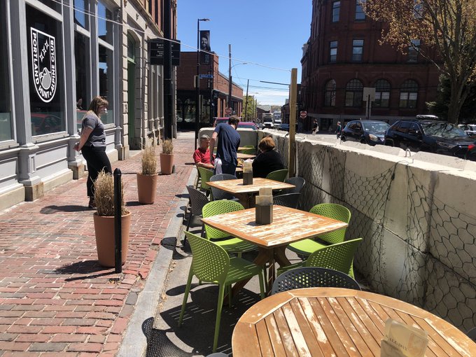 falmouth maine restaurants with outdoor seating