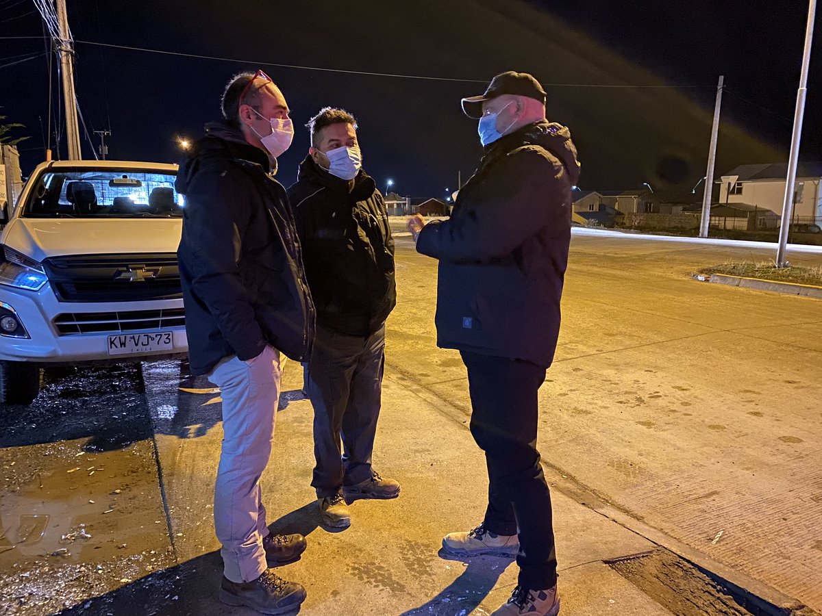 MTTMagallanes's tweet photo. A primera hora de hoy el seremitt Rodrigo Hernández Navarro en supervisión del despacho del servicio #RedPuntaArenas en el cabezal sur, población Archipiélago de Chiloé. https://t.co/Q9yjzL24zw