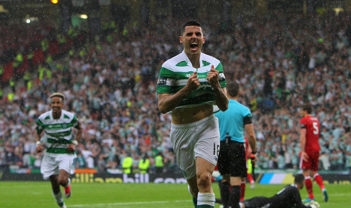 usernamejodie's tweet photo. Genuinely sad to see Tom go, favourite moment of the last decade  🍀 https://t.co/t5nrjAG7uT