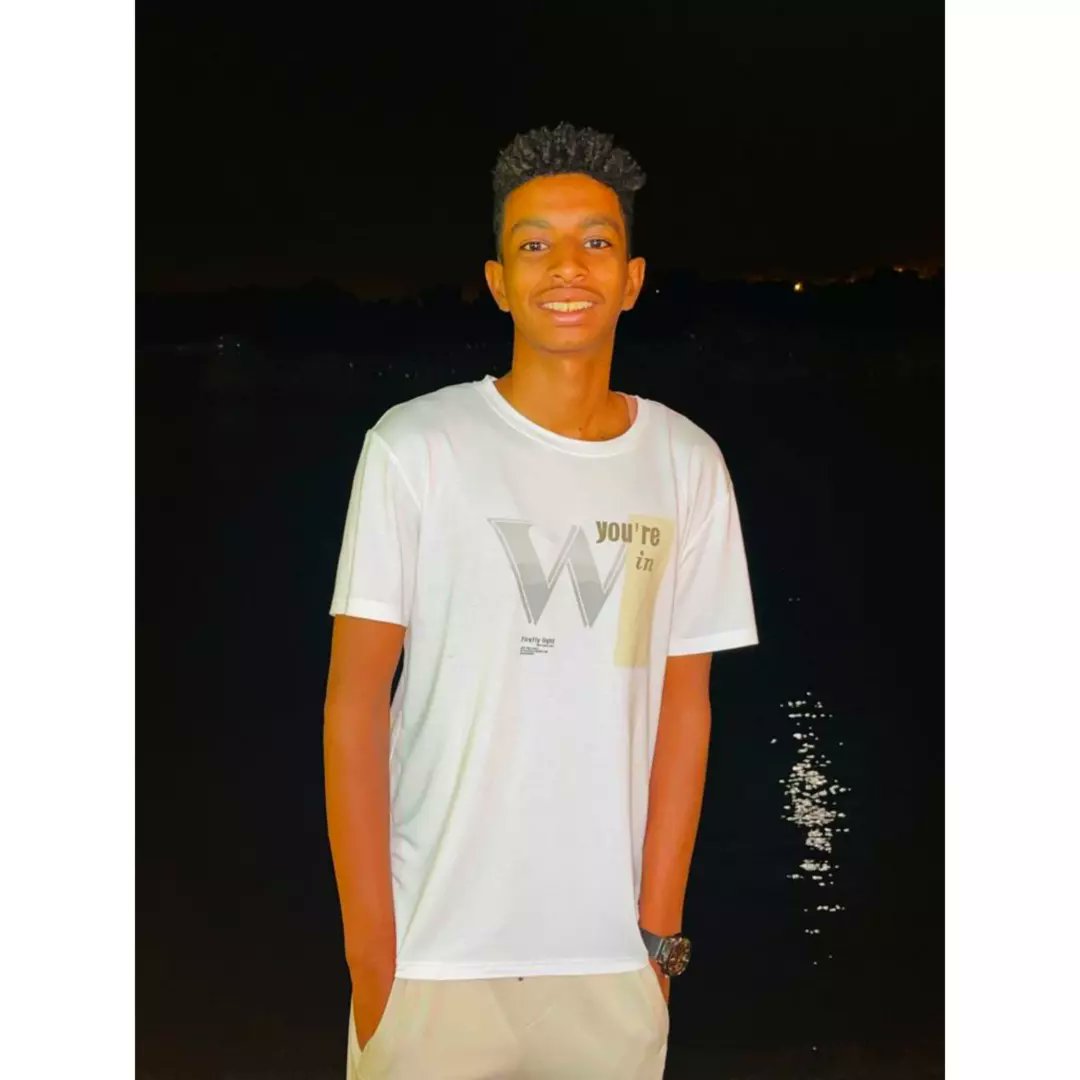 MohannadMogahe1's tweet photo. قمر بوبا 🤍✨ https://t.co/JkWeFHnuNJ