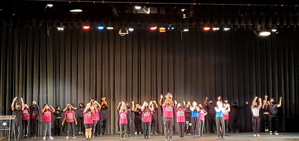 High Point HS Dance tweet media